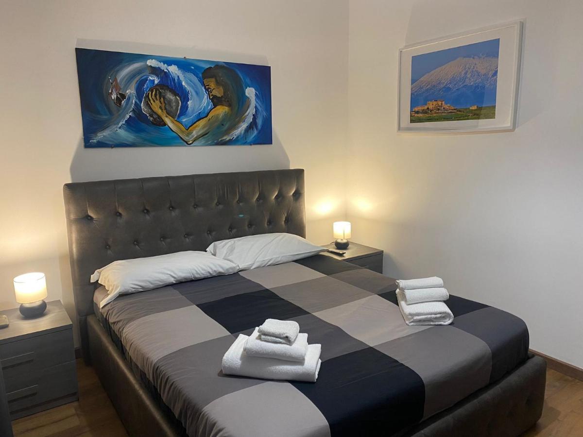 B&B I Miti Dell Etna Catania Centro Vicino Il Duomo Buitenkant foto